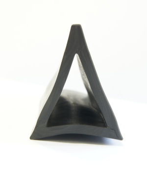 Профиль ПВХ треугольный 40/40/30 мм (Чёрный)