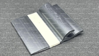 Привальный брус 80мм однополосный (Черно-Белый)