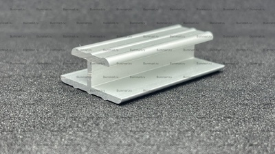 Н-образный профиль 6 мм 100см Служит для соединения элементов жесткого составного пайола между собой. Изготовлен из алюминиевого сплава Назначение - для пайола толщиной 6 мм Цена указана за 1 погонный метр продается кратно 1 м максимальный цельный кусок 3