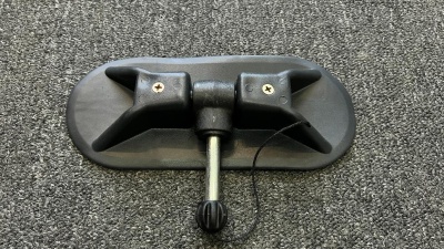 Уключина для лодки (Черная) купить по выгодной цене 250 руб.  в магазине bummart.ru