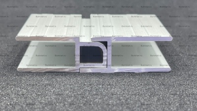 Профиль замка для пайола Папа 12 мм нарезка по 5см. Служит одним из элементов (