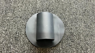 Держатель спиннинга из ПВХ (Черный) на баллон лодки Длинна держателя 8см. Диаметр отверстия: 4см. Цвет: черный Изделие выполнено из лодочной ткани 850г